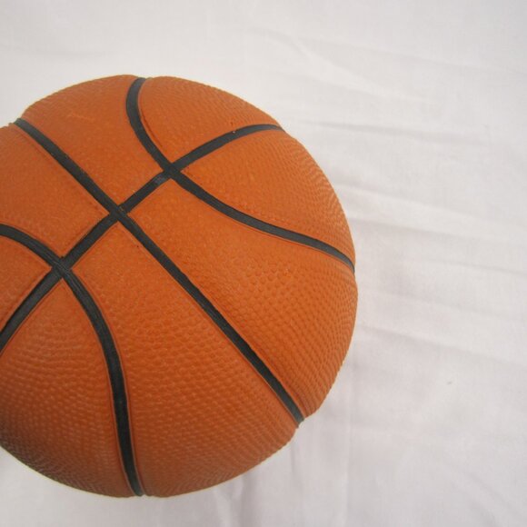 Nike Mini / Small Swoosh Basketball 6 PSI 0.4 Bar - Picture 3 of 5